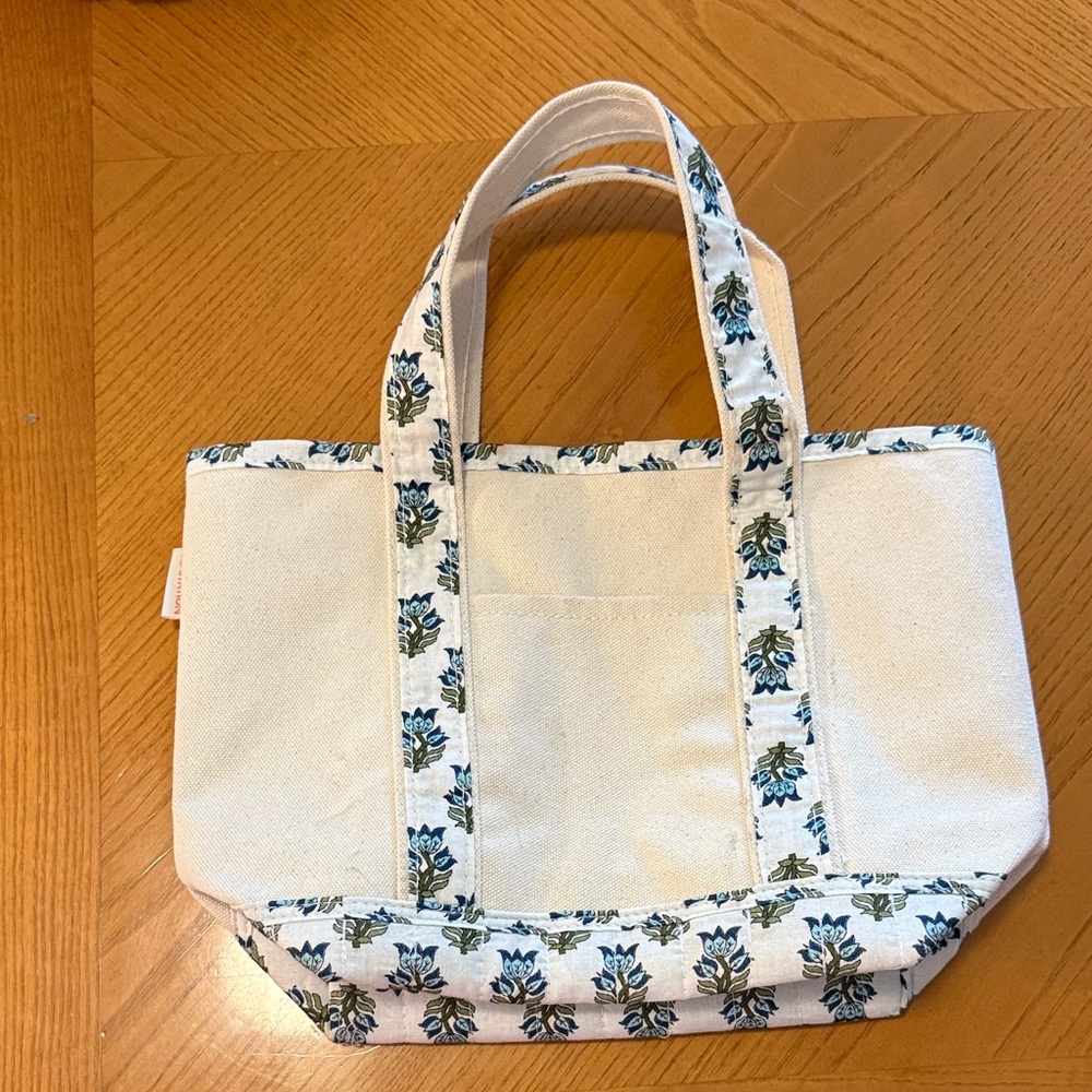 Canvas Floral Trim Tote Bag in Cream
